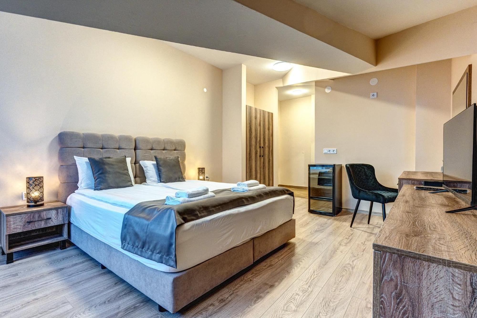 Valemo Apart House Devin Luaran gambar